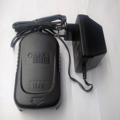 Зарядное устройство для шуруповерта Black Decker